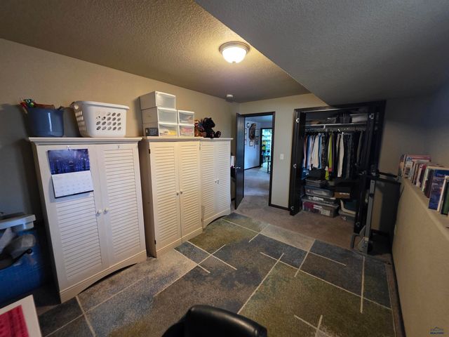 7983 STEAMBOAT RD, Summerset, SD 57769