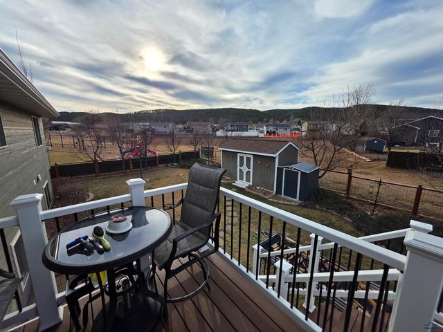 7983 STEAMBOAT RD, Summerset, SD 57769