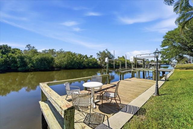 145 FRANCIS DRIVE NE, Port Charlotte, FL 33952