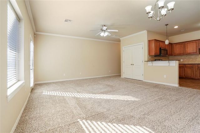 2161 Houston Avenue, Norman, OK 73071