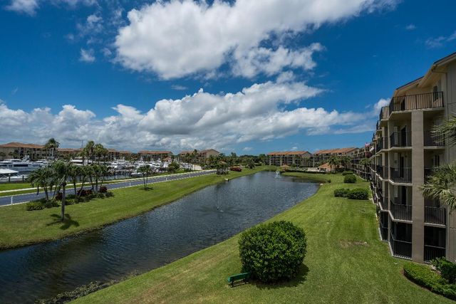 901 Seafarer Circle 306, Jupiter, FL 33477