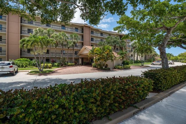 901 Seafarer Circle 306, Jupiter, FL 33477