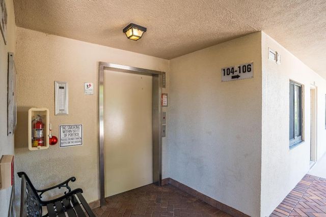 901 Seafarer Circle 306, Jupiter, FL 33477