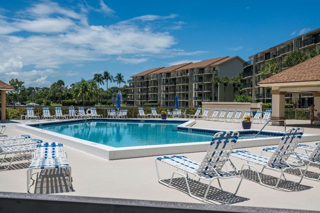 901 Seafarer Circle 306, Jupiter, FL 33477