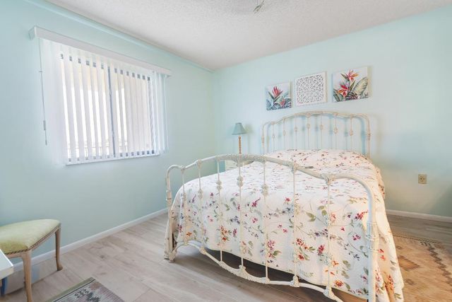 901 Seafarer Circle 306, Jupiter, FL 33477