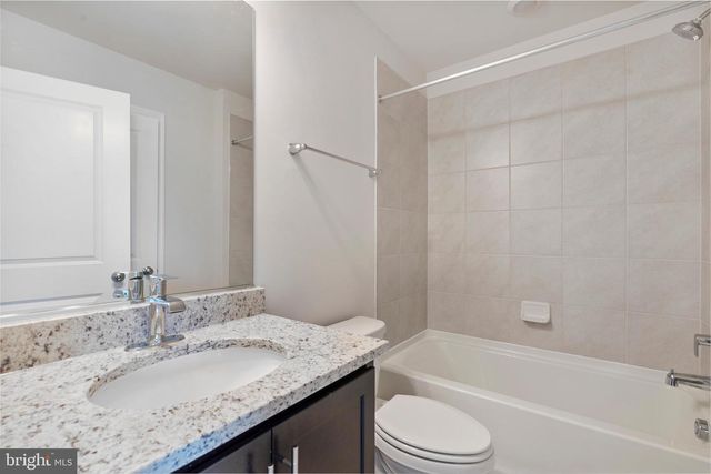 560 UNION ST, Frederick, MD 21701