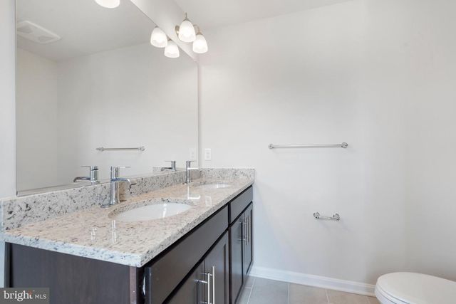 560 UNION ST, Frederick, MD 21701