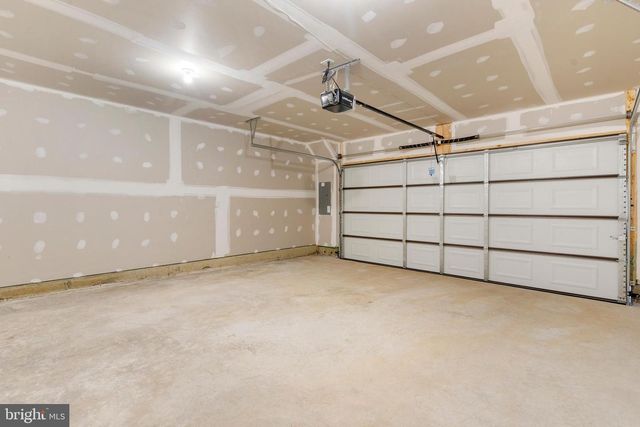 560 UNION ST, Frederick, MD 21701