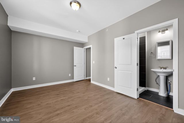 1511 W SEYBERT ST, Philadelphia, PA 19121