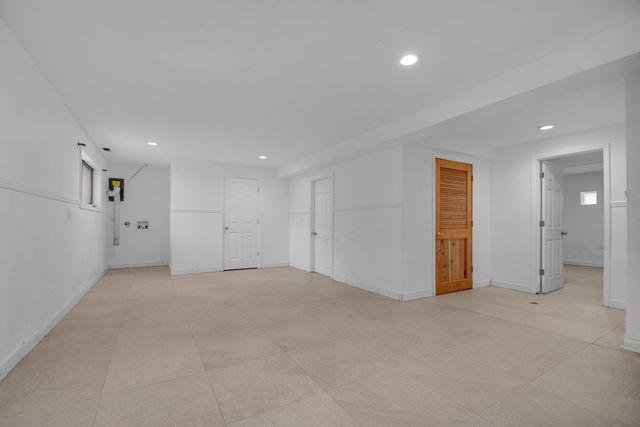 13059 Honore Street, Blue Island, IL 60406