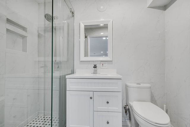13059 Honore Street, Blue Island, IL 60406
