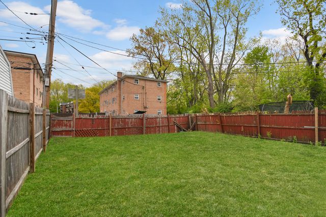 13059 Honore Street, Blue Island, IL 60406