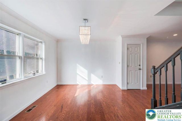 205 Regent Street, Lehman Twp, PA 18324