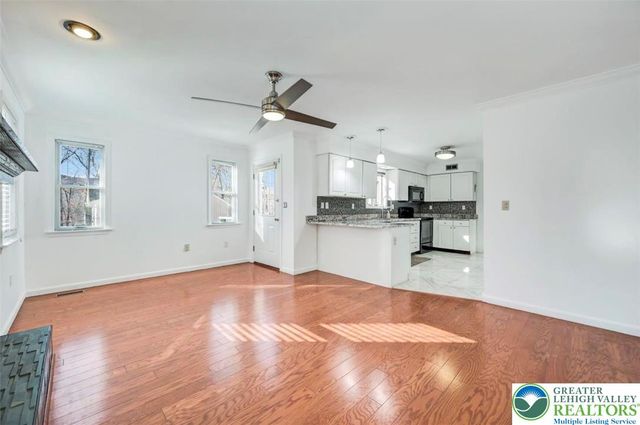 205 Regent Street, Lehman Twp, PA 18324