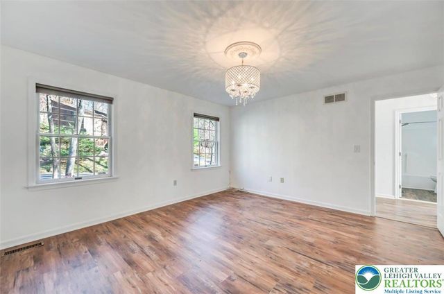 205 Regent Street, Lehman Twp, PA 18324