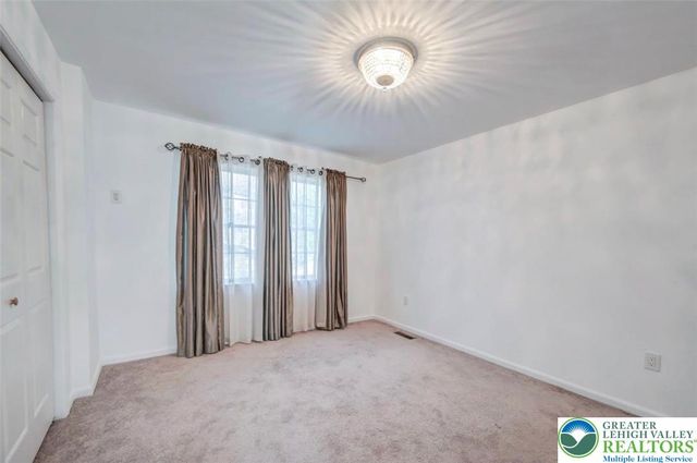 205 Regent Street, Lehman Twp, PA 18324