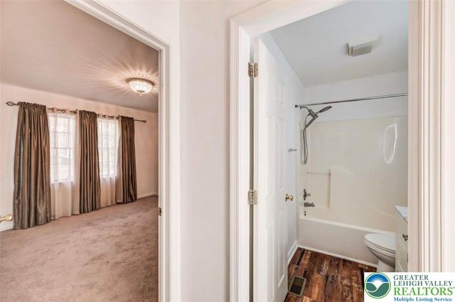 205 Regent Street, Lehman Twp, PA 18324