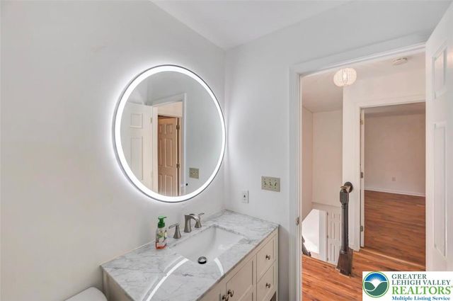 205 Regent Street, Lehman Twp, PA 18324