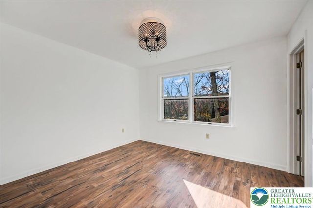 205 Regent Street, Lehman Twp, PA 18324