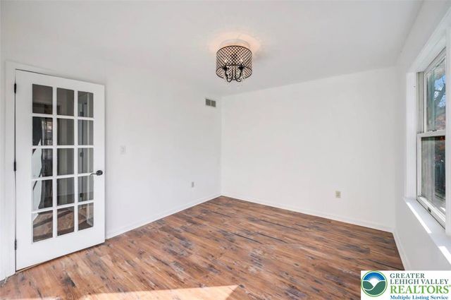 205 Regent Street, Lehman Twp, PA 18324