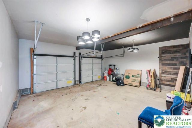 205 Regent Street, Lehman Twp, PA 18324