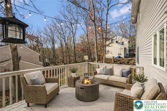 205 Regent Street, Lehman Twp, PA 18324