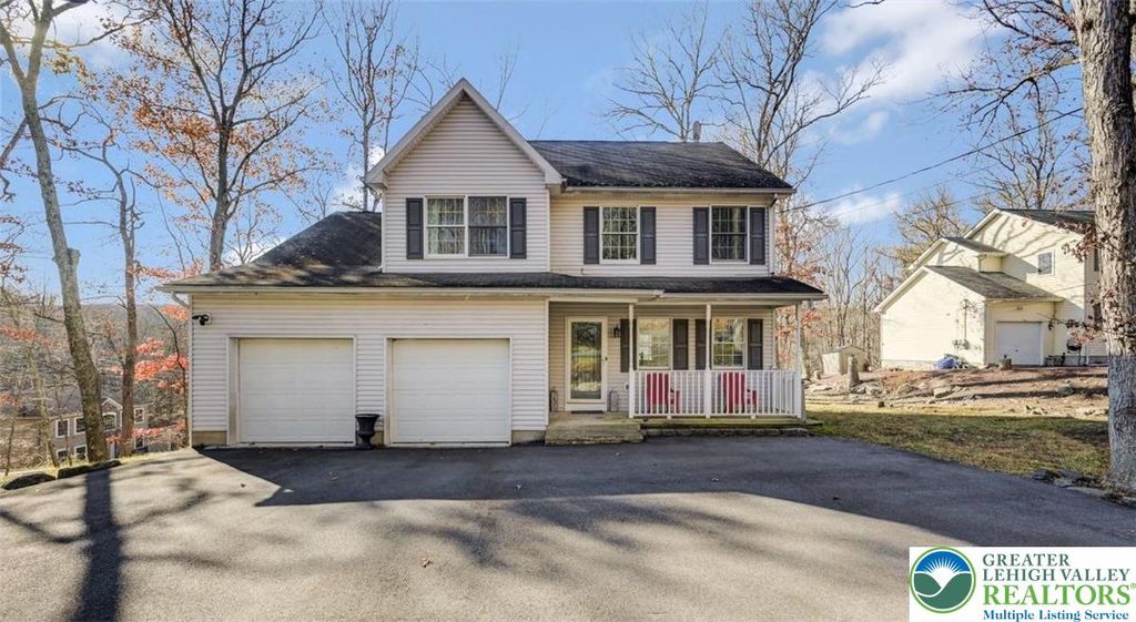 205 Regent Street, Lehman Twp, PA 18324