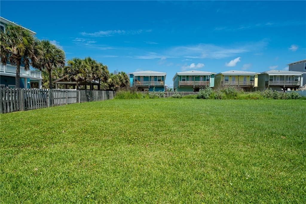 841 Oceanside Dr, Port Aransas, TX 78373 — photo 2