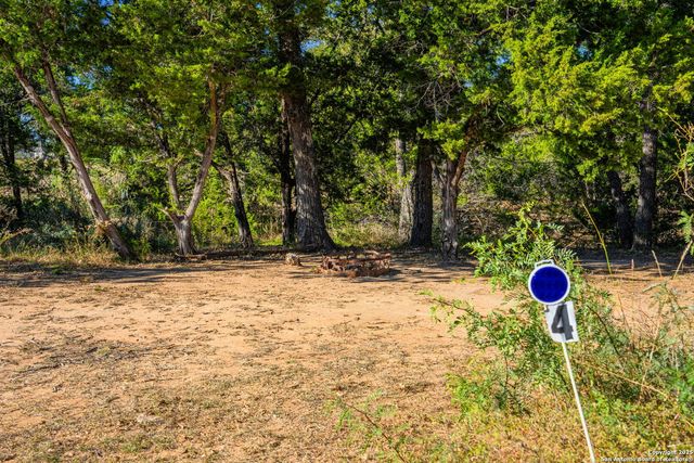 930 Jerald, Fredericksburg, TX 78624