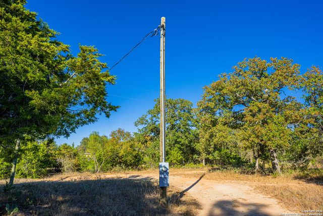 930 Jerald, Fredericksburg, TX 78624