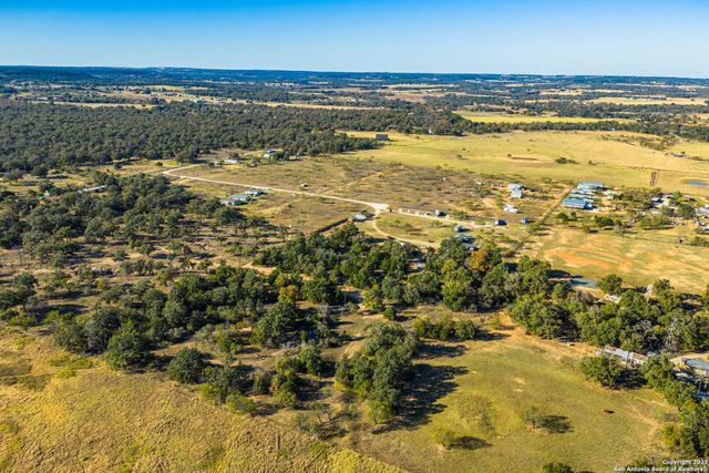 930 Jerald, Fredericksburg, TX 78624