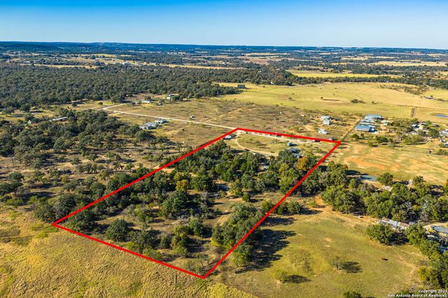 930 Jerald, Fredericksburg, TX 78624