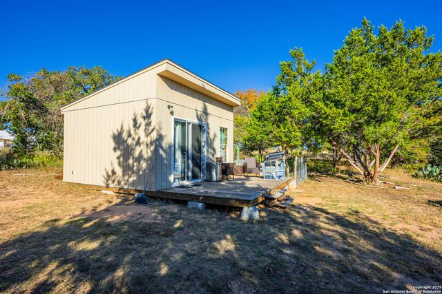 930 Jerald, Fredericksburg, TX 78624