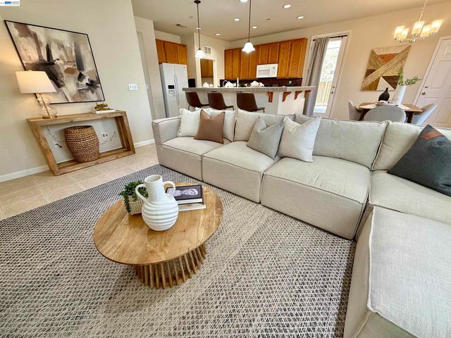 529 Chestnut St, Brentwood, CA 94513