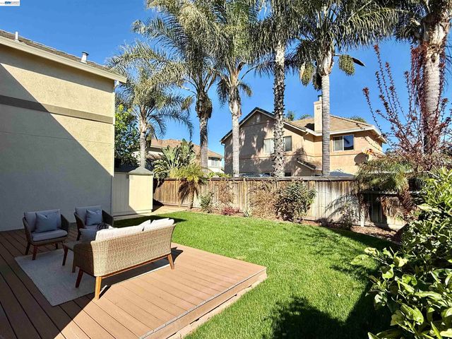 529 Chestnut St, Brentwood, CA 94513