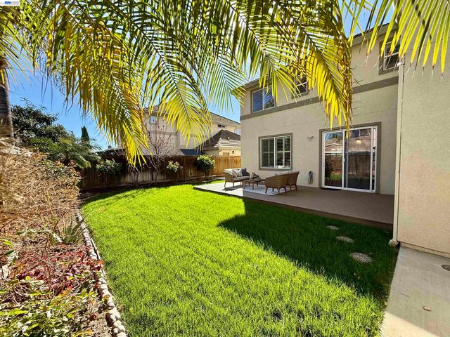 529 Chestnut St, Brentwood, CA 94513