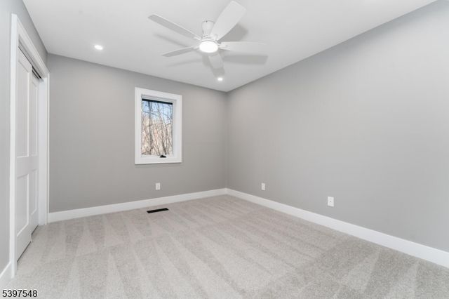 319 Sweet Hollow Rd, Holland Twp., NJ 08848