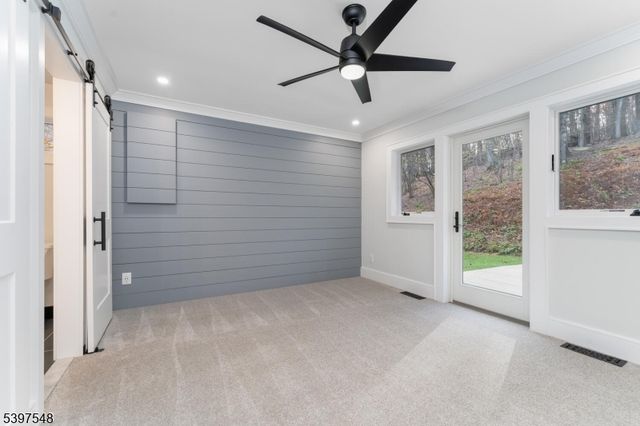 319 Sweet Hollow Rd, Holland Twp., NJ 08848