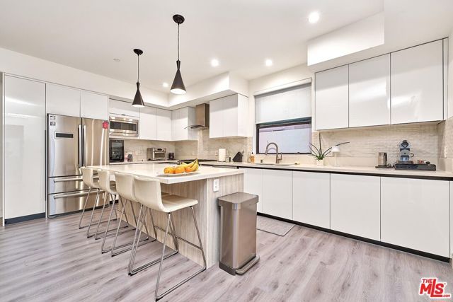 829 N Martel Avenue 5, Los Angeles, CA 90046