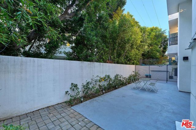 829 N Martel Avenue 5, Los Angeles, CA 90046
