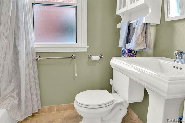 1556 Stanley Boulevard, Birmingham, MI 48009