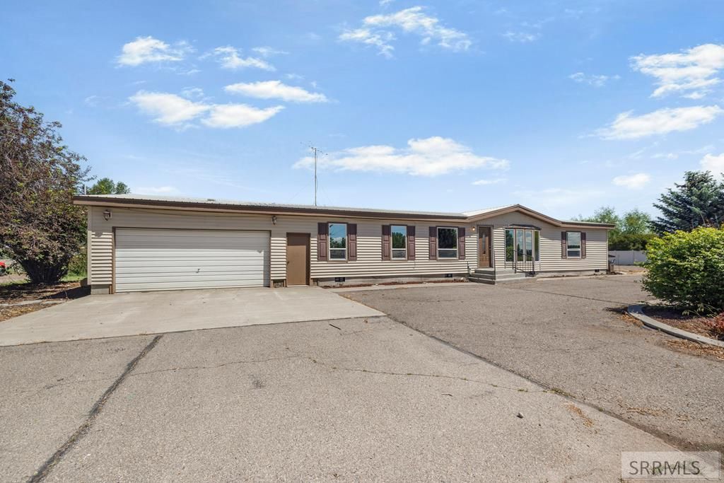 Image 1 of property listing at 2766 W 3800 S, Rexburg, ID 83440