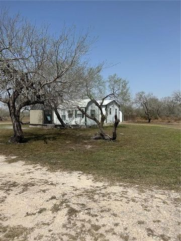 1192 E County Road 2360, Riviera, TX 78379