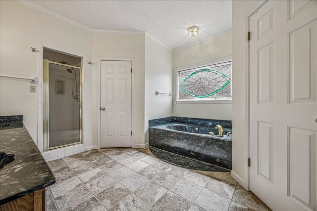 8831 WOOD MILLS CV E, Memphis, TN 38016