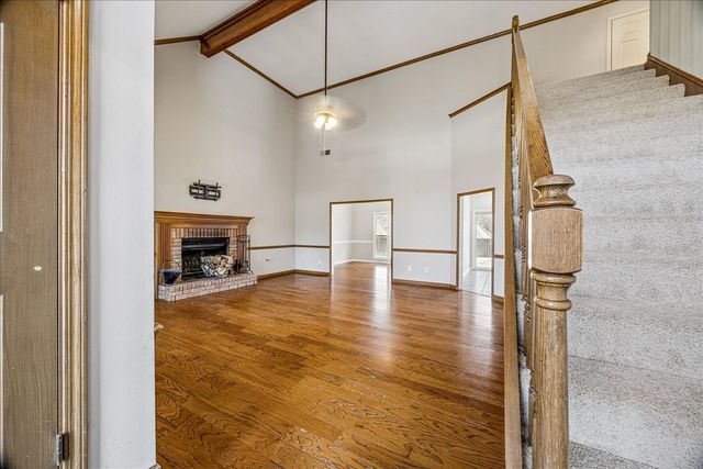 8831 WOOD MILLS CV E, Memphis, TN 38016