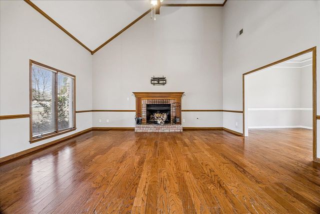 8831 WOOD MILLS CV E, Memphis, TN 38016