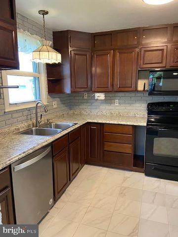 600 MARLBORO RD, Glen Burnie, MD 21061