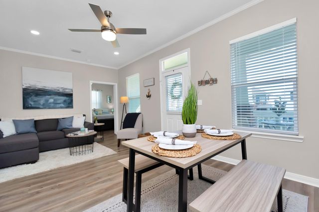 5322 Avenue K, Galveston, TX 77551
