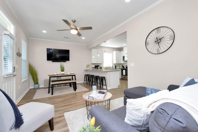 5322 Avenue K, Galveston, TX 77551