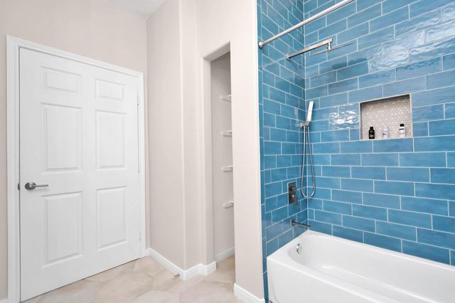 5322 Avenue K, Galveston, TX 77551